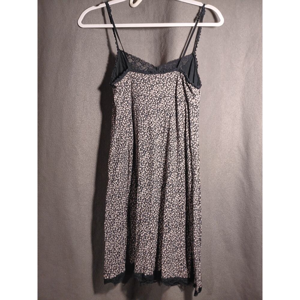 Aerie Women’s Medium Black Floral Lace V‑Neck Spaghetti Strap Nighty Sleepwear - Picture 6 of 7